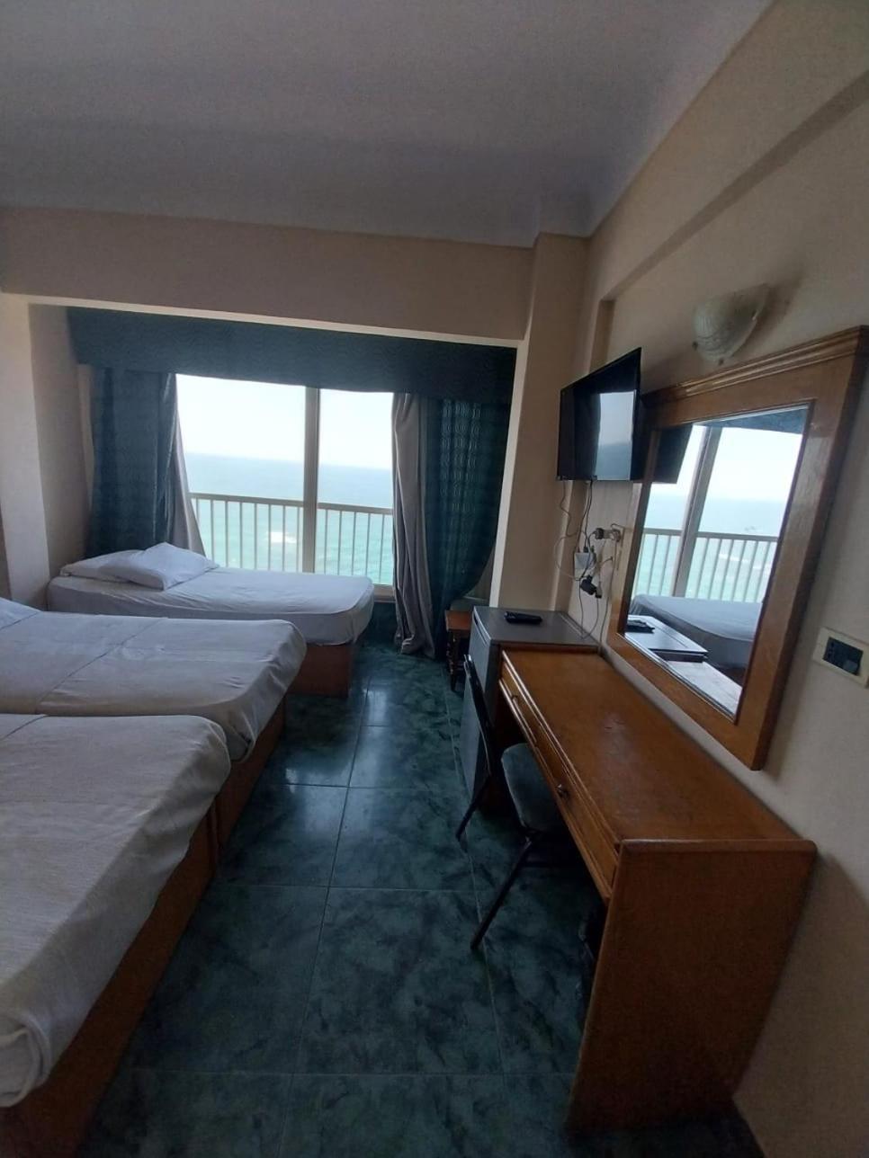 Cleopatra Hotel Alexandria - Families Only Hotel 3*